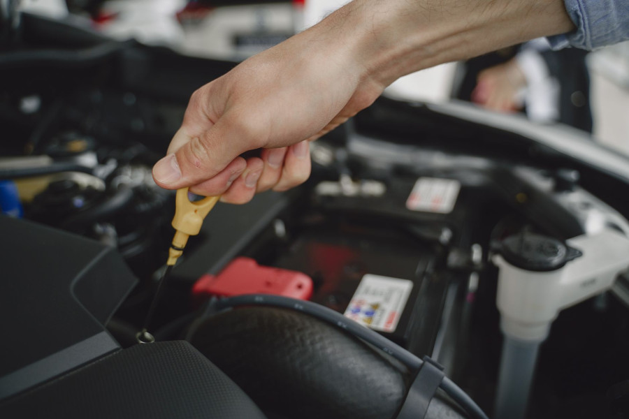 Qual é o Melhor Óleo de Motor para Seu Carro em Londrina